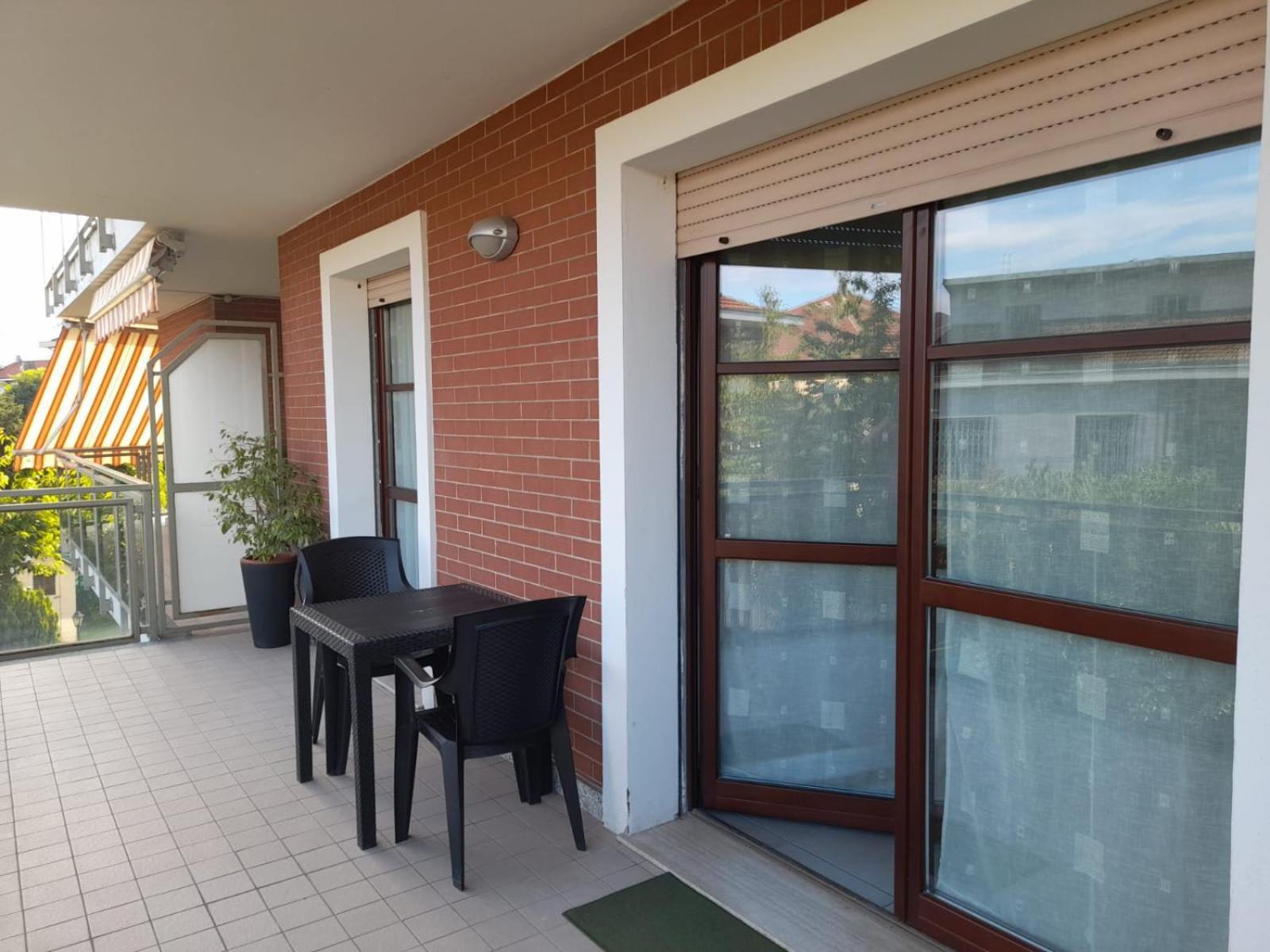 Relax Preserasca-Modern Apartment-Borgo Mercato-Moncalieri Eksteriør billede